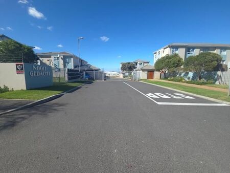 1 Bedroom Apartment in Burgundy Estate