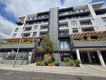 1 Bedroom Apartment in Observatory