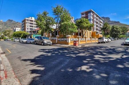 Studio Apartment in Gardens