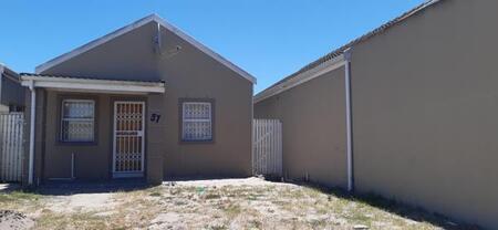 3 Bedroom House in Blue Downs