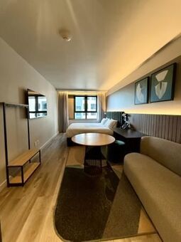 0.5 Bedroom House in Foreshore