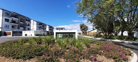 1 Bedroom Apartment in Paardevlei