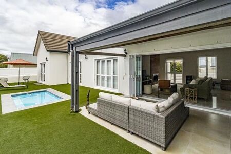 3 Bedroom House in Schonenberg Estate