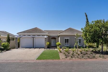 3 Bedroom House in Val de Vie