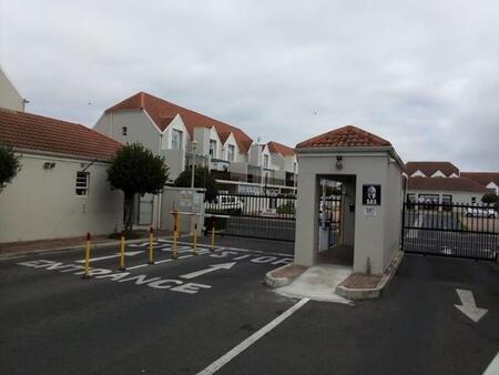 1 Bedroom Apartment in Gordons Bay Central