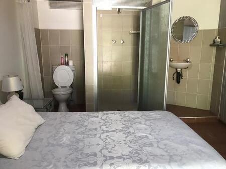 1 Bedroom Apartment in Memorial Road Area