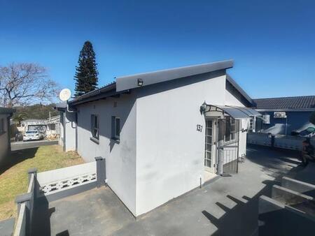 2 Bedroom Townhouse in Hibberdene