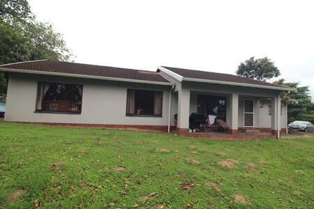 3 Bedroom House in Malvern