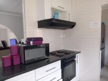 3 Bedroom House in Caversham Glen