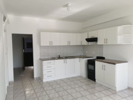 2.5 Bedroom Apartment in Amanzimtoti