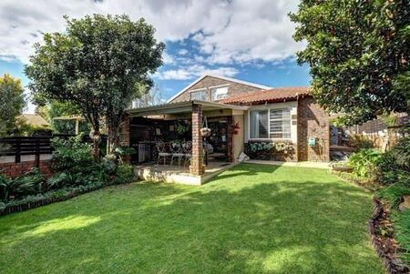 2 Bedroom House in Weltevreden Park