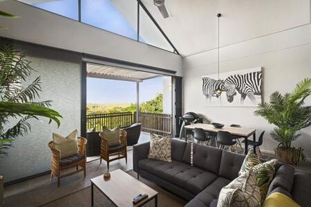 3 Bedroom Apartment in Sheffield Beach