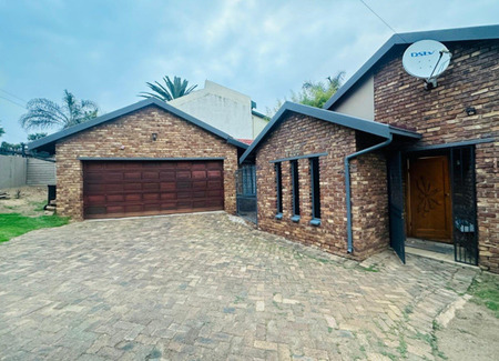 3 Bedroom House in Radiokop