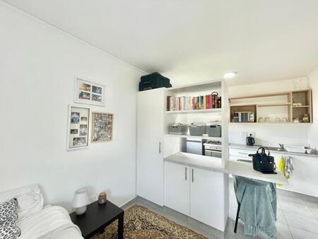 Studio Apartment in Sheffield Beach