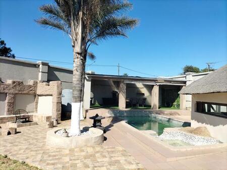 5 Bedroom House in Wentworth Park