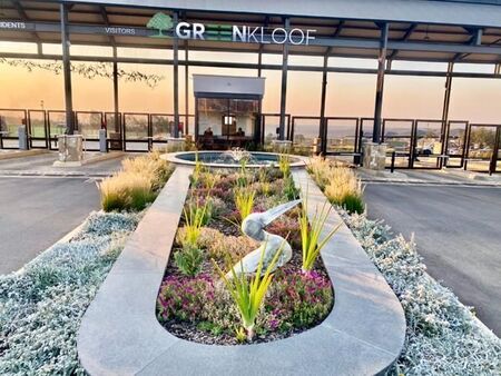 2 Bedroom Apartment in Mooikloof Equestrian Estate