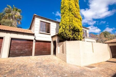 3 Bedroom Townhouse in Woodhill