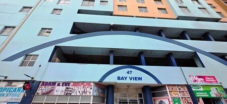Bachelor Apartment to rent in South Beach, Durban