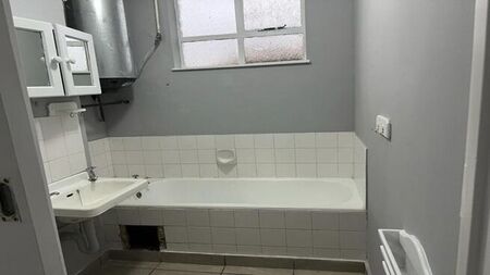 1 Bedroom flat to rent in Bluff, Durban