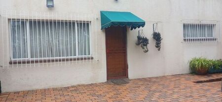 1 Bedroom cottage to rent in Lombardy East, Johannesburg