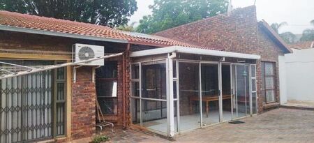 2 Bedroom house to rent in Florauna, Pretoria
