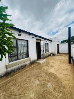 2 Bedroom House in Mofolo North