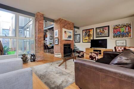 3 Bedroom Townhouse in Parkview