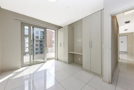 2 Bedroom Apartment in Rosebank