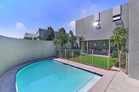 3 Bedroom Townhouse in Oaklands