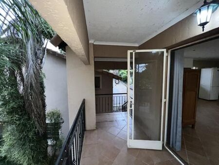 1 Bedroom Garden Cottage in Robindale