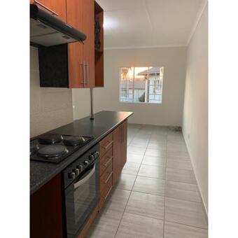 2 Bedroom Apartment in Sharonlea