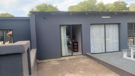 Studio apartment in Eye of Africa