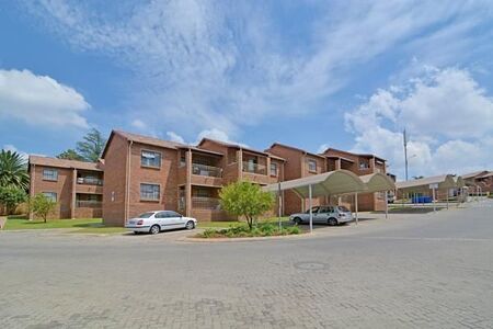 2 Bedroom Apartment in Naturena