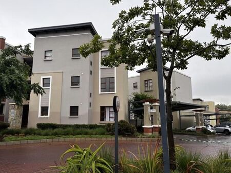 2 Bedroom Apartment in Douglasdale