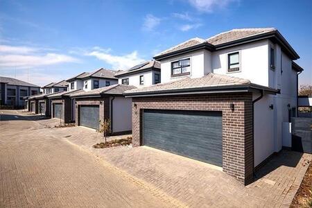 4 Bedroom House in Craigavon