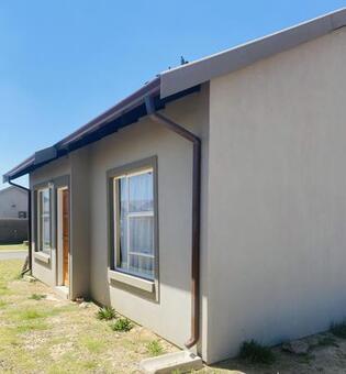 2 Bedroom House in Sharon Park