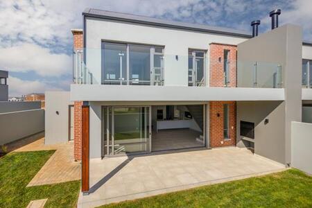 3 Bedroom Duplex in Serengeti