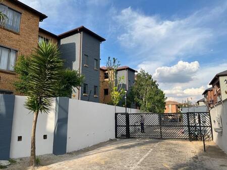 2 Bedroom Townhouse in Birchleigh