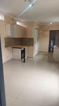 2 Bedroom House in Wychwood