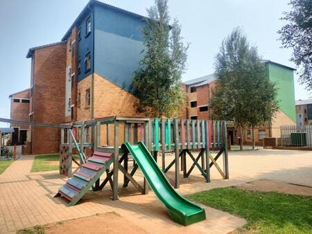 2 Bedroom Apartment in Heuweloord