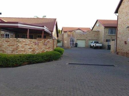 2 Bedroom Apartment in Highveld
