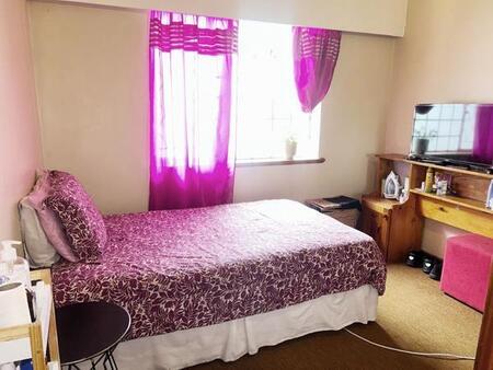 1 Bedroom Apartment in Summerstrand