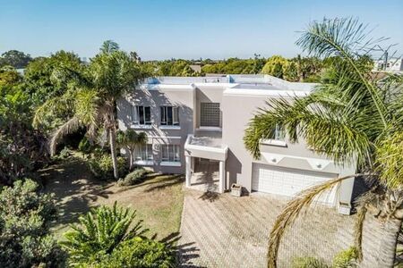 5 Bedroom House in Summerstrand