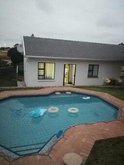 3 Bedroom House in Amalinda