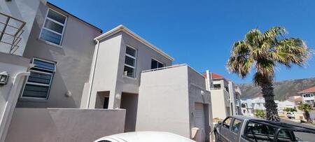 3 Bedroom House in Harbour Island