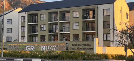 1 Bedroom Apartment in Gordons Bay Central