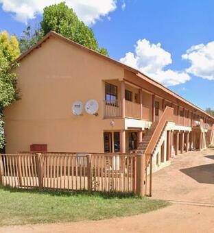 3 Bedroom Flat in Pioneer Park