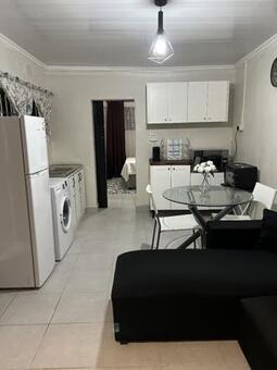 Studio apartment in Hatton Estate