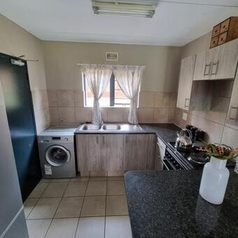 2 Bedroom Apartment in La Montagne