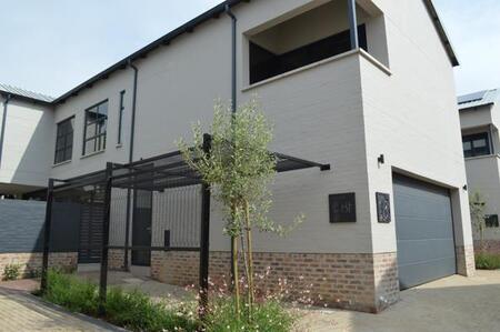 Studio apartment in Baileys Muckleneuk